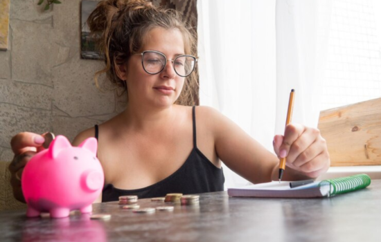 Dicas Essenciais para Economizar Dinheiro: 10 Passos Simples